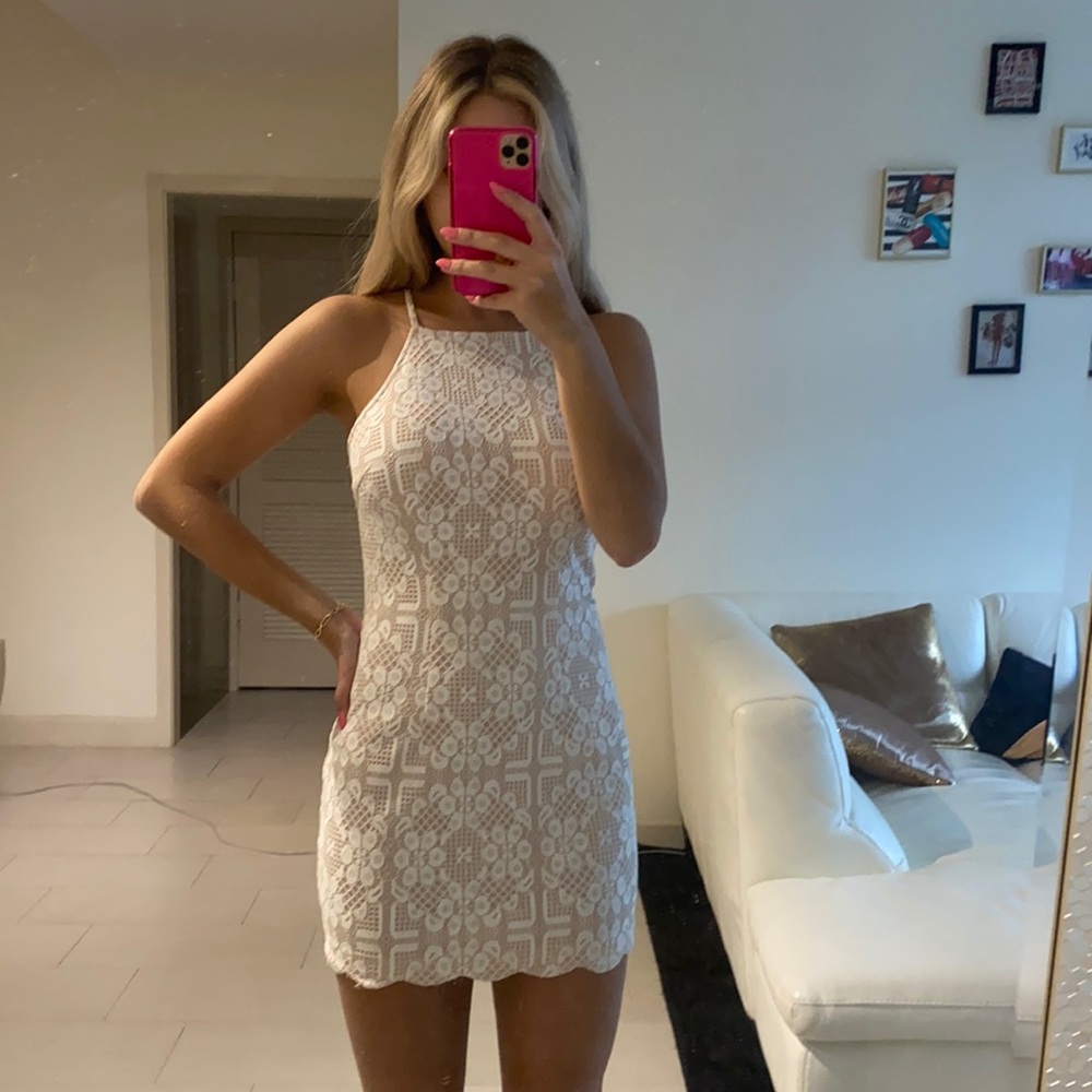 Forever21 Scalloped White Lace Dress size small - Picture 2 of 8